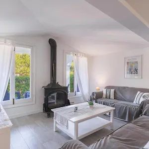  Villa Gorgeous Renovated Cala Sant Vicenc